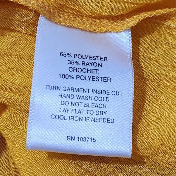 Hannah Blouse womens Size 2X Color Yellow Lightweight Top - Picture 10 of 10